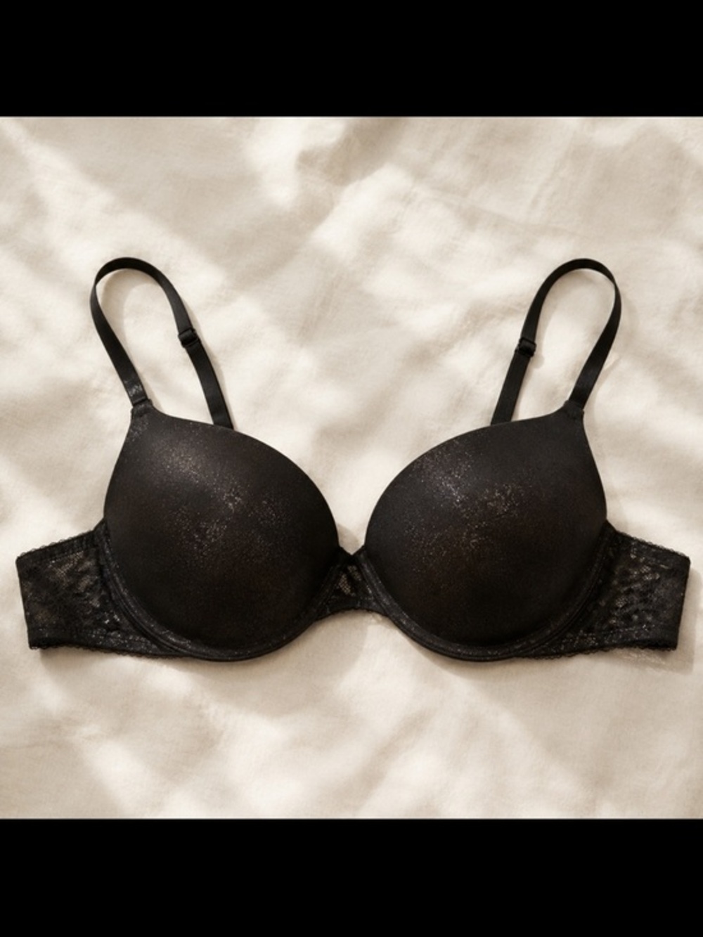 Victoria’s Secret Black Shimmer Push Up Bra 34DD Plunge Lace Underwire